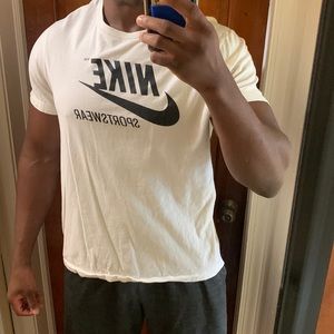 Nike Sportswear Tee
